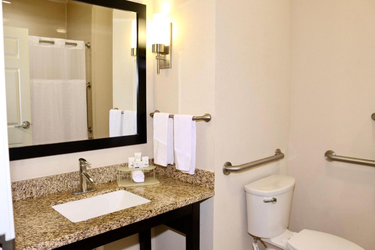 Holiday Inn Express & Suites Houston Northwest-Brookhollow By Ihg Zewnętrze zdjęcie