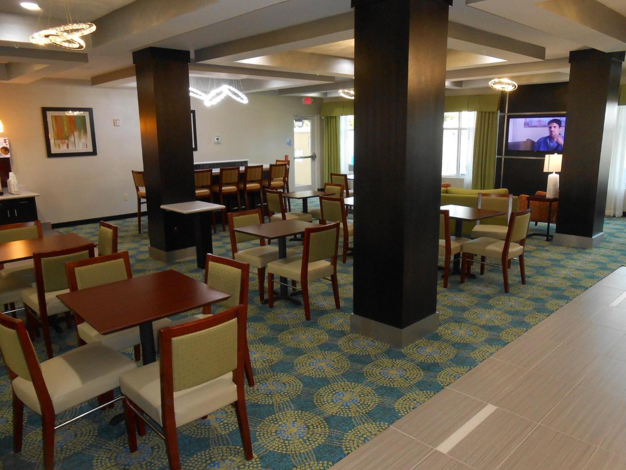 Holiday Inn Express & Suites Houston Northwest-Brookhollow By Ihg Zewnętrze zdjęcie
